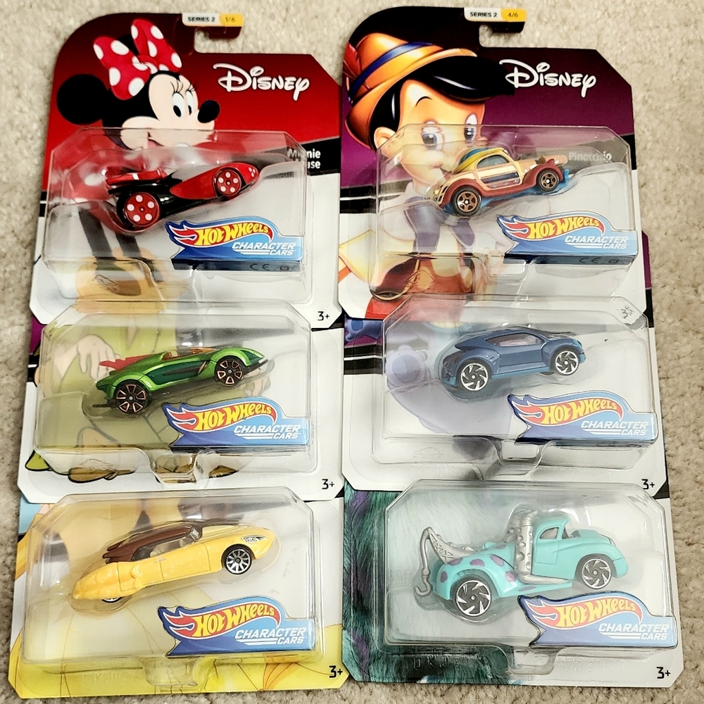 Hot Wheels Disney Character Cars (6)